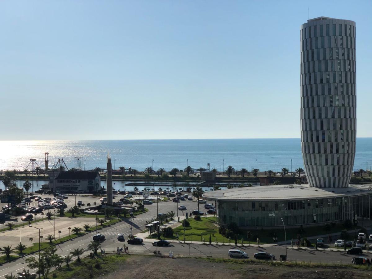Апартамент У Моря Batumi Esterno foto